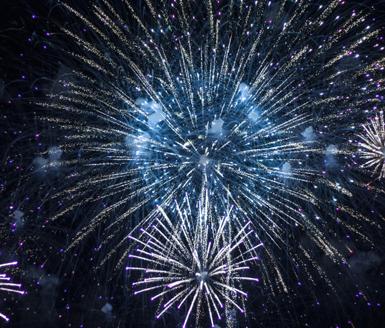 Kott Fritid og RIF er stolte af at sarmarbejde om årets fyrværkerisalg fra vores klubhus på Fasers Led 2 i Ringkøbing.